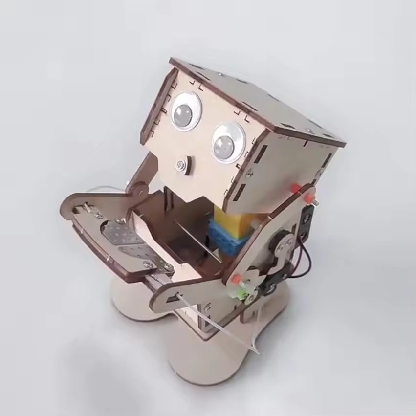 نموذج روبوت يأكل العملات المعد - مراجعة Science Experiment Kit وسعره