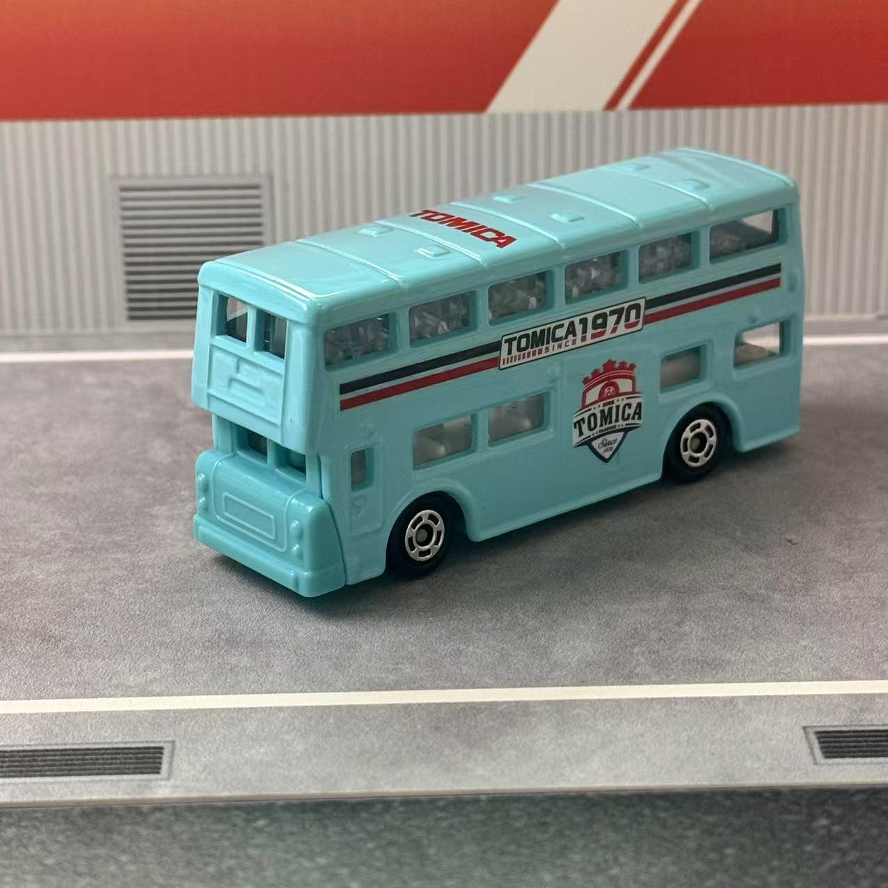 تاكارا تومي توميكا آسيا 120 رق - مراجعة Kids Toys London وسعره
